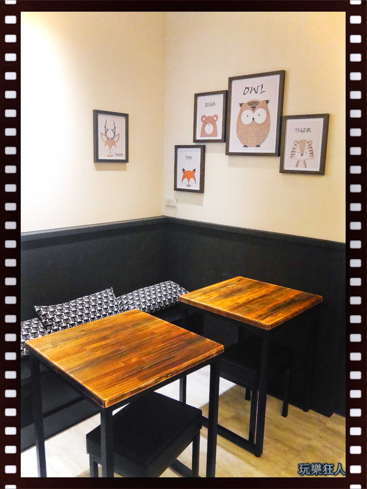 『貓頭鷹法式手工甜點 』咖啡廳-內區座位