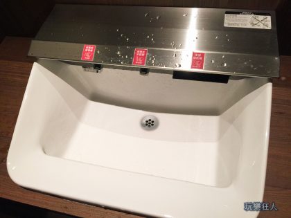 『一蘭拉麵』台灣分店-廁所洗手台